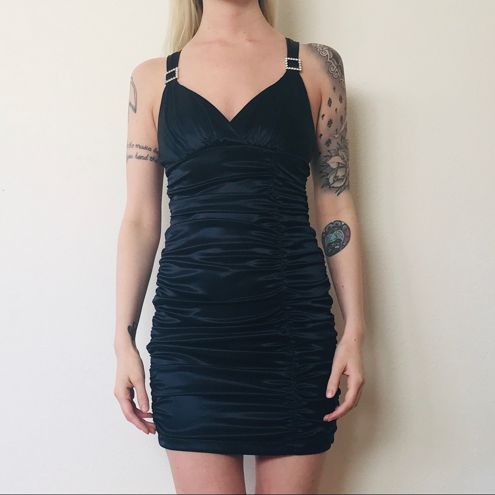 ☀️SALE☀️Gorgeous royal blue silky dress